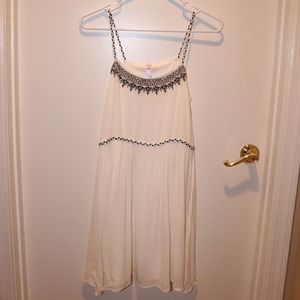 White with black details Alya dress